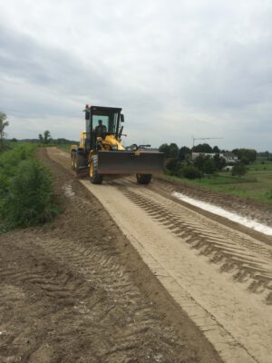Realizzazione pista di servizio fiume Secchia